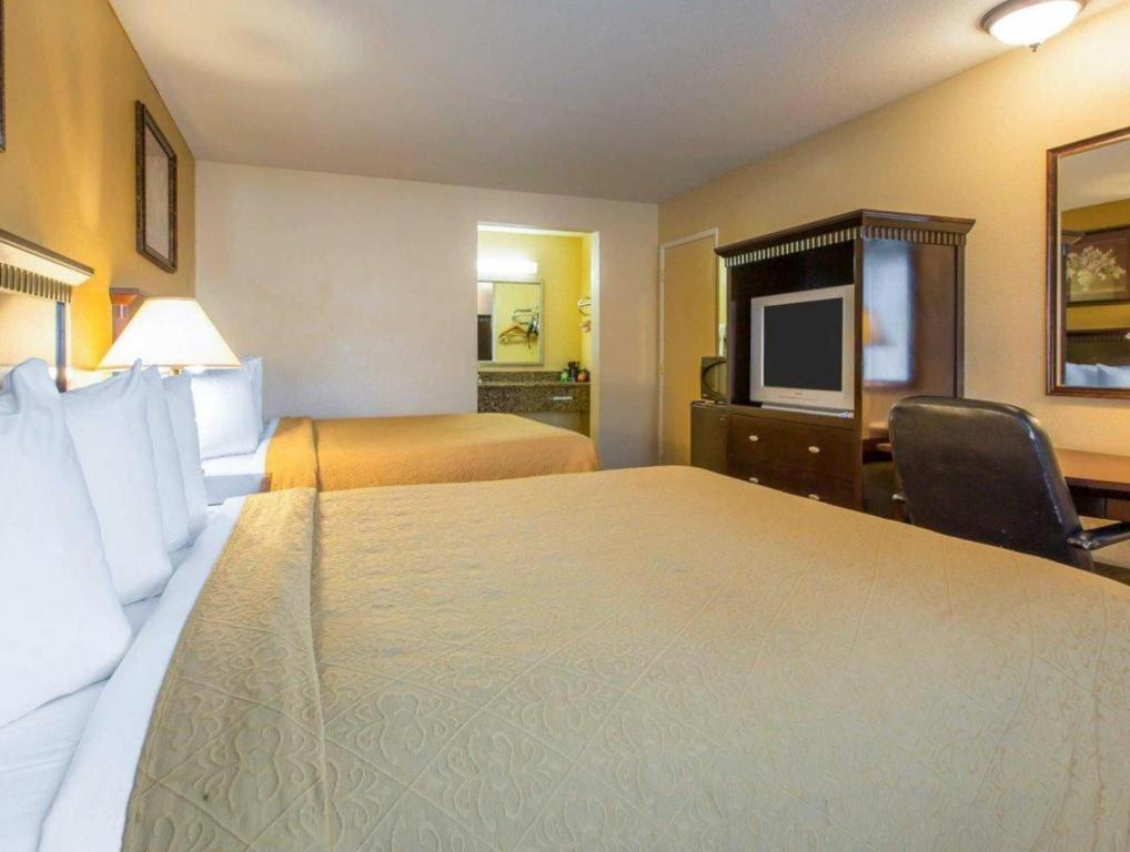 Quality Inn San Bernardino Extérieur photo