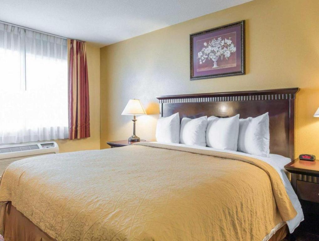 Quality Inn San Bernardino Extérieur photo